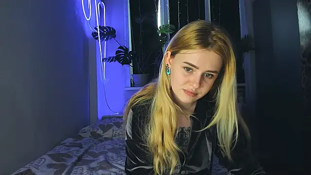 Alexa Pirs online show from February 10, 1:01 pm