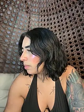 Snapshot of Scarlett-LS chatting on October 29, 2:36 am Scarlett-LS online show from October 29, 2:36 am