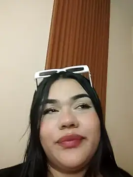 Snapshot of nikki_grey chatting on October 27, 9:52 pm nikki grey online show from October 27, 9:52 pm