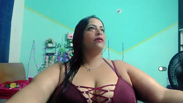 Snapshot of NickyRibeiro chatting on October 30, 2:24 am NickyRibeiro online show from October 30, 2:24 am