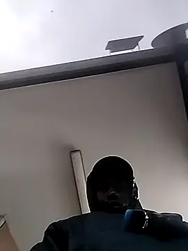 Snapshot of machinery98ron chatting on October 20, 6:25 am machinery98ron online show from October 20, 6:25 am