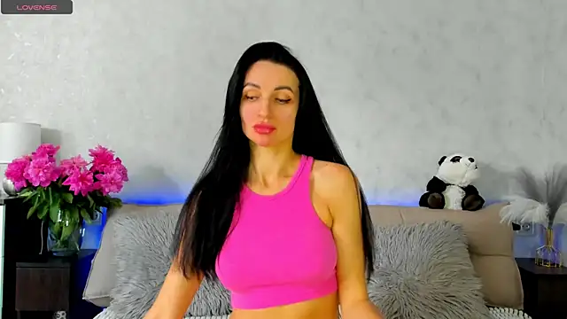 Snapshot of Tina_Mart chatting on May 28, 10:34 am Tina Mart online show from May 28, 10:34 am