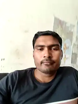 Snapshot of ccuteboyyyy chatting on February 20, 10:37 am ccuteboyyyy online show from February 20, 10:37 am