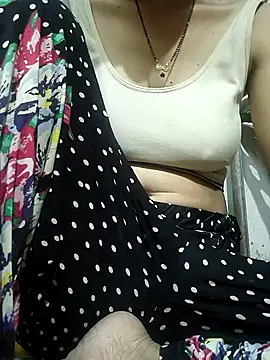 Snapshot of lovely----bhabhi chatting on November 12, 2:17 pm lovely----bhabhi online show from November 12, 2:17 pm