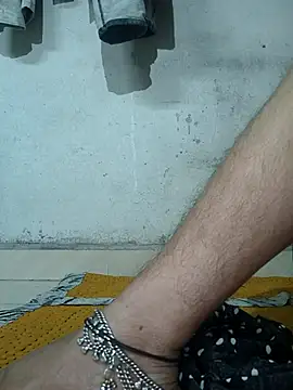 Snapshot of lovely----bhabhi chatting on December 3, 1:09 pm lovely----bhabhi online show from December 3, 1:09 pm