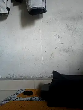 Snapshot of lovely----bhabhi chatting on December 4, 3:38 am lovely----bhabhi online show from December 4, 3:38 am