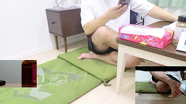 Snapshot of YARASERO-kun chatting on September 26, 12:53 pm YARASERO-kun online show from September 26, 12:53 pm