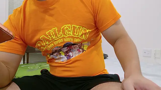 Snapshot of YARASERO-kun chatting on October 8, 12:47 pm YARASERO-kun online show from October 8, 12:47 pm