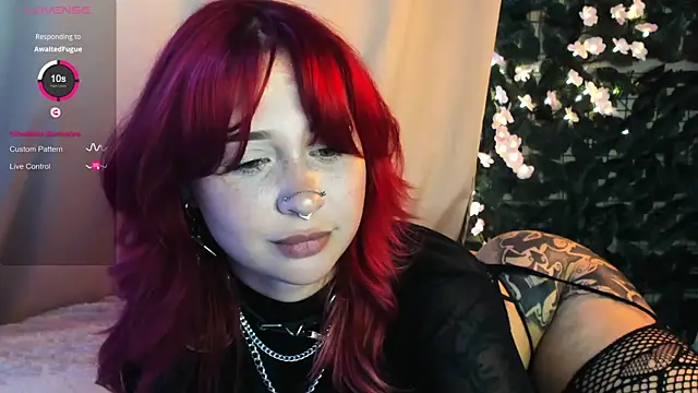 Snapshot of marynixoxo chatting on June 8, 4:18 pm marynixoxo online show from June 8, 4:18 pm