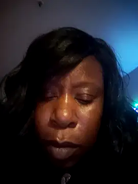 Snapshot of Jazmine-Valentine chatting on October 24, 4:31 am Jazmine-Valentine online show from October 24, 4:31 am