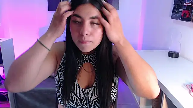 emily jewell1 online show from February 7, 11:36 am