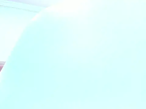 Snapshot of emma_purple_ chatting on November 16, 5:29 pm emma purple online show from November 16, 5:29 pm