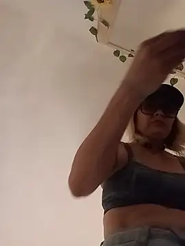 CandieGilson   online show from September 27, 11:15 am