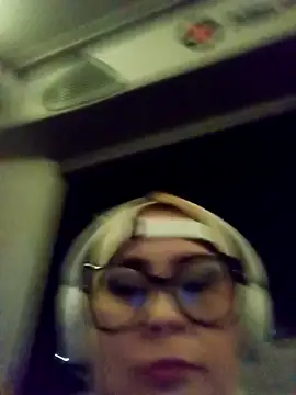 CandieGilson   online show from January 19, 10:41 am