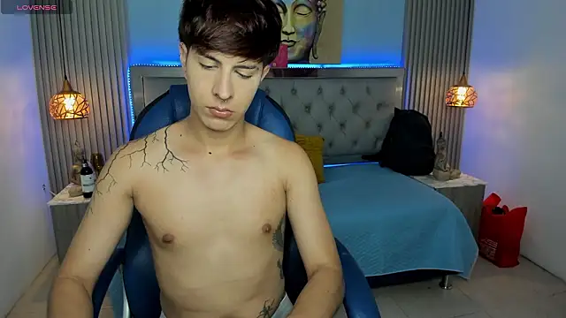 Estiv18  online show from March 6, 3:03 am