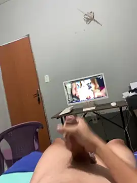 Snapshot of ThiagoPauzudooo chatting on October 14, 2:45 am ThiagoPauzudooo online show from October 14, 2:45 am