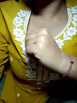 Snapshot of Mannat-222 chatting on March 18, 4:59 pm Mannat-222 online show from March 18, 4:59 pm