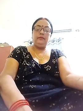 Kiyara8 online show from October 1, 9:15 am
