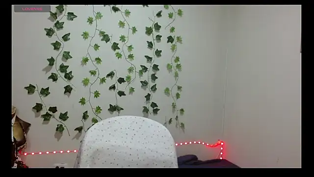 SamanthaGreen- online show from September 27, 2:38 am