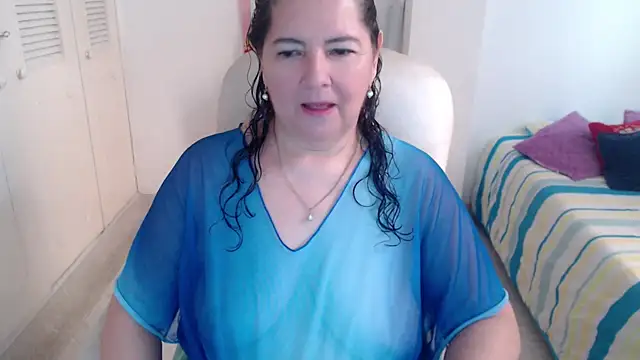 leonela 69 online show from May 22, 8:58 pm