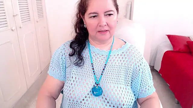 leonela 69 online show from June 20, 11:35 am