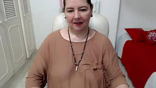 leonela 69 online show from June 26, 11:31 pm