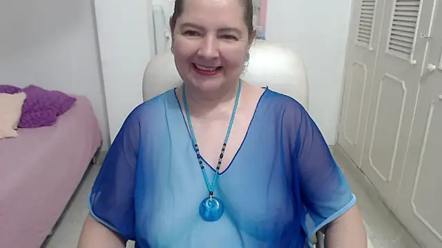 leonela 69 online show from July 7, 7:45 am