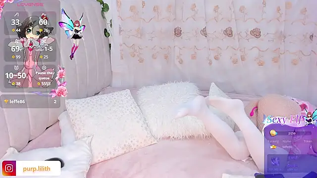 Snapshot of purplelilith3 chatting on February 23, 12:30 am purplelilith3 online show from February 23, 12:30 am
