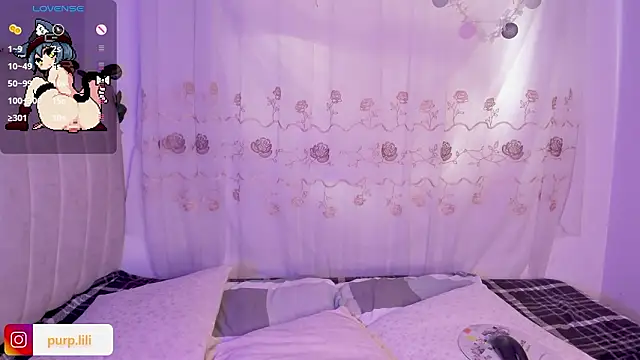 purplelilith3 online show from February 1, 5:11 pm