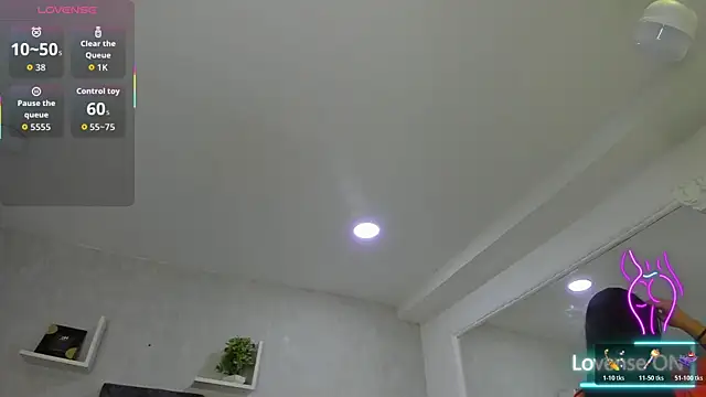 EmiliaRose  online show from January 11, 8:36 pm