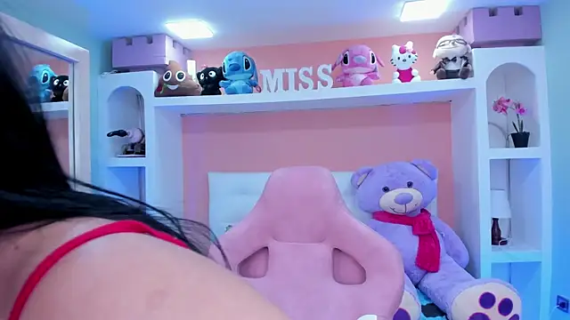 miss   megan online show from October 25, 6:02 pm