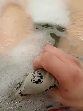 flo000031 online show from January 15, 2:54 pm