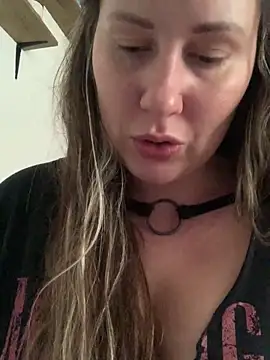 Mona Plus online show from March 12, 4:02 pm