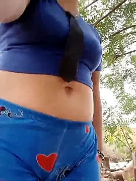 Snapshot of promiscuous-indecent-momm chatting on March 5, 2:23 pm promiscuous-indecent-momm online show from March 5, 2:23 pm