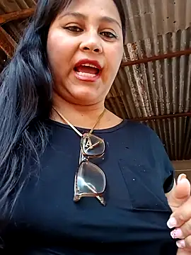 Snapshot of promiscuous-indecent-momm chatting on March 22, 7:20 pm promiscuous-indecent-momm online show from March 22, 7:20 pm