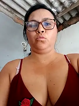 Snapshot of promiscuous-indecent-momm chatting on September 14, 2:16 pm promiscuous-indecent-momm online show from September 14, 2:16 pm