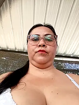 promiscuous-indecent-momm online show from March 4, 3:18 pm