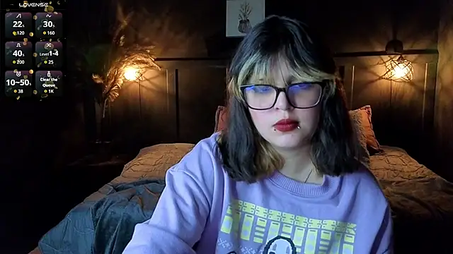 Snapshot of scarleth_shadow chatting on September 11, 2:00 am scarleth shadow online show from September 11, 2:00 am