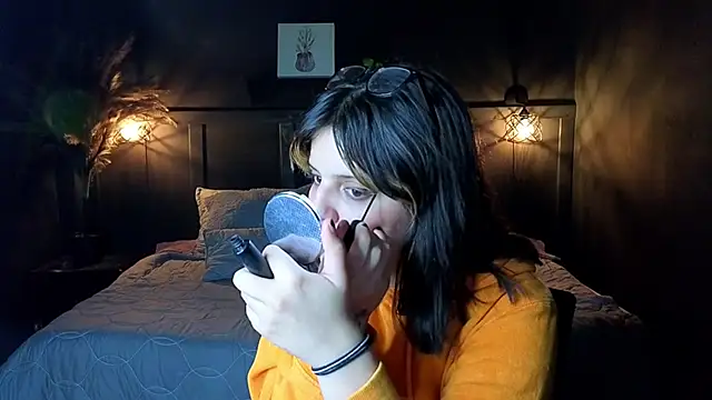 Snapshot of scarleth_shadow chatting on September 14, 2:22 am scarleth shadow online show from September 14, 2:22 am