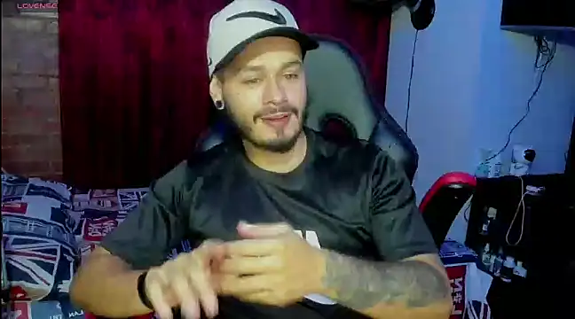 ragnar lothbrok777 online show from February 19, 2:01 am