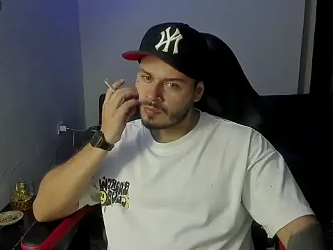 ragnar lothbrok777 online show from March 4, 5:13 am