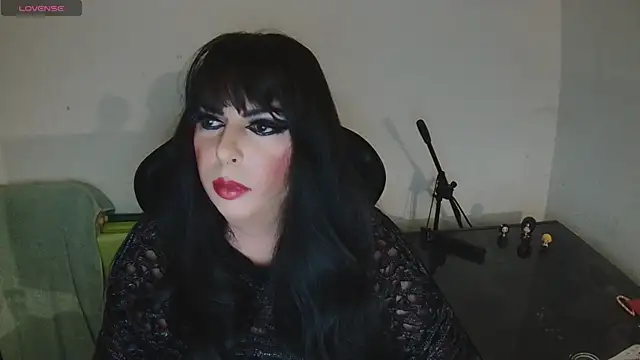 MissNadiaX06 online show from January 17, 10:02 pm