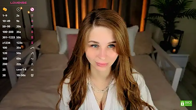 Snapshot of EvaRodi chatting on June 25, 8:24 pm EvaRodi online show from June 25, 8:24 pm