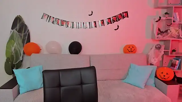 Snapshot of GabriellaMays chatting on November 1, 5:09 am GabriellaMays online show from November 1, 5:09 am