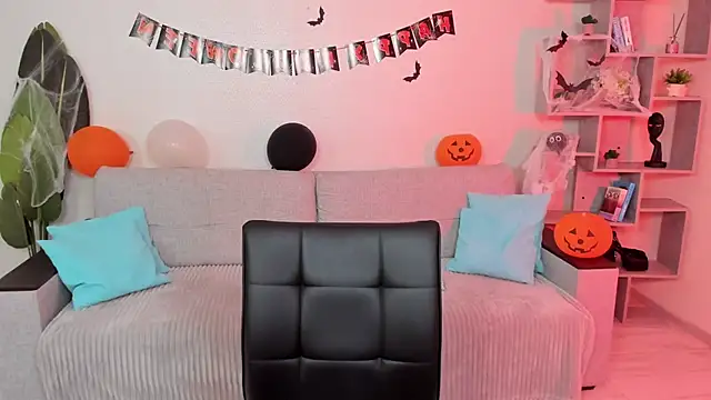 Snapshot of GabriellaMays chatting on November 3, 5:09 am GabriellaMays online show from November 3, 5:09 am