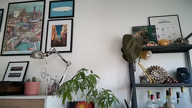 MikymikeBBWD online show from November 26, 11:11 am