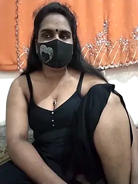 Snapshot of Mitila-3232 chatting on February 13, 7:03 am Mitila-3232 online show from February 13, 7:03 am