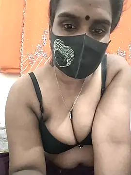 Snapshot of Mitila-3232 chatting on February 28, 4:53 pm Mitila-3232 online show from February 28, 4:53 pm