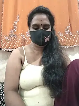 Snapshot of Mitila-3232 chatting on July 22, 12:13 am Mitila-3232 online show from July 22, 12:13 am