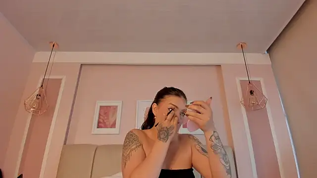 Annie rhoades online show from April 30, 1:28 pm